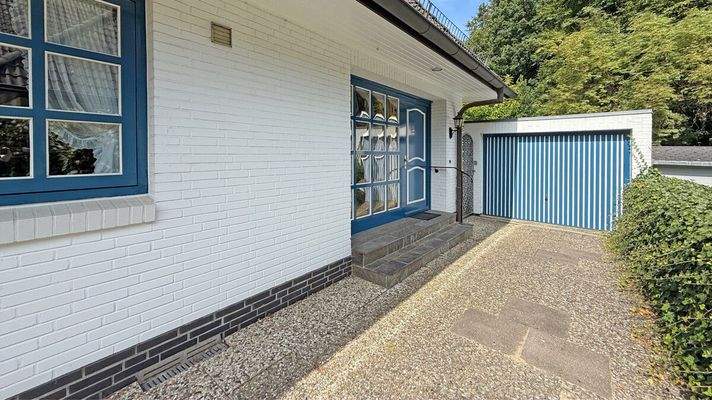 Eingangsbereich (Garage)