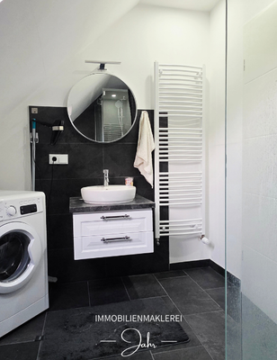 Badezimmer Dachgeschoss