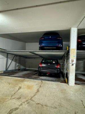 Tiefgaragenstellplatz