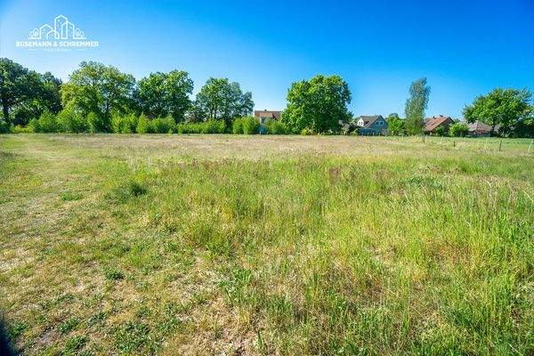 Gelände (optional zur Pacht)