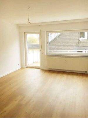 Wohnzimmer AUS LEERSTAND VOR NEUVERMIETUNG 20