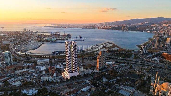Residence Apartments with City and Sea Views in Konak