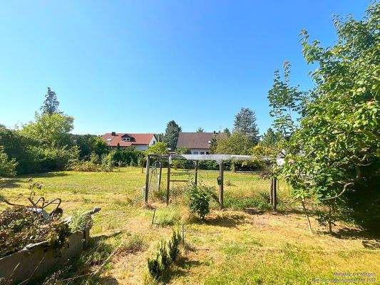 Blick vom Nachbargrundstück