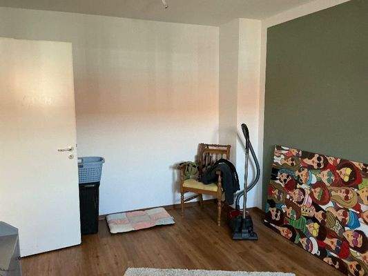 Kinder- oder Arbeits- oder Gästezimmer-1