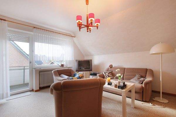 Wohnen DG mit Balkon