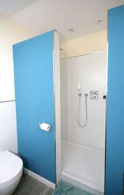 großes (Eltern-) Badezimmer (Bild 05)