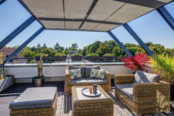 Dachterrasse mit Markise