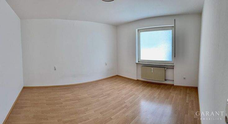 Zi 3 zur Rückseite Gebäude 