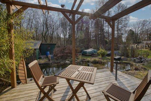 Garten Terrasse am Teich