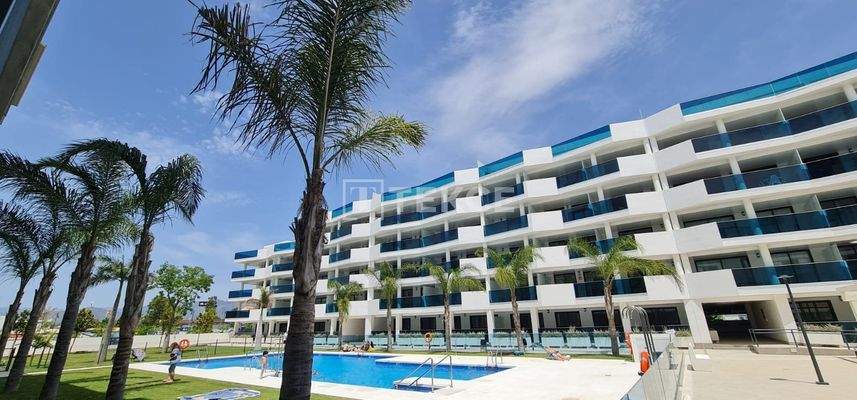 Spacious Real Estate with Sea View in Mijas Costa