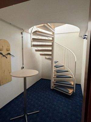 Wendeltreppe ins UG