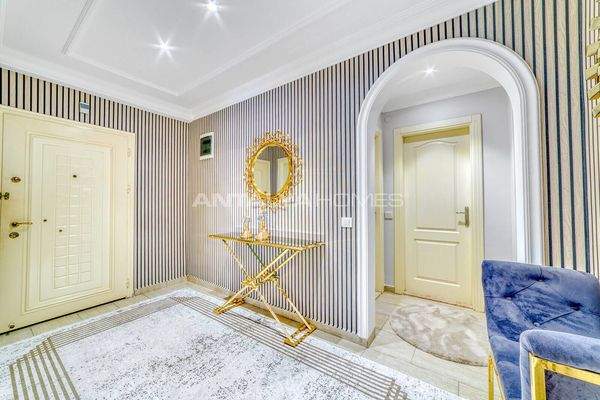 Furnished Flat in Seaside Complex in Obagöl, Alanya