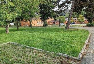 Baugrundstück  3 vor Hotel