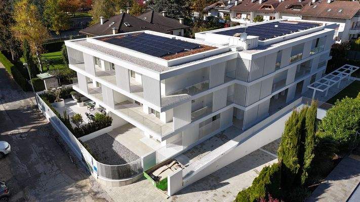 The White Residence-Neubau-Brixen-Luxus-Immobilien-Berge-Plose-Grün-Landschaft-Nachhaltig-Skifahren-Wandern-Biketrail