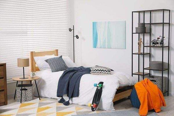 -jugendzimmer-bett (1).jpg