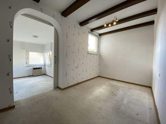 OG - Durchgangszimmer