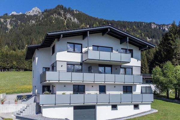 Wohnhaus mit nur 4 Wohnungen