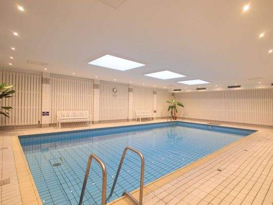 Schwimmbad im Haus Uthlande