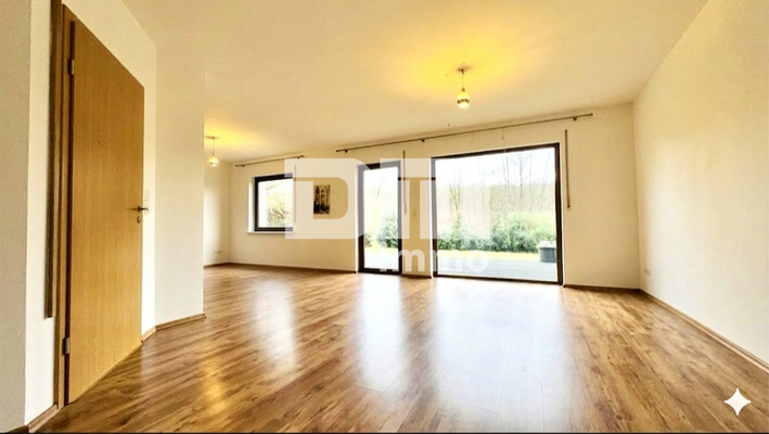 EG Wohn / Küchen Essbereich / Zugang Terrasse