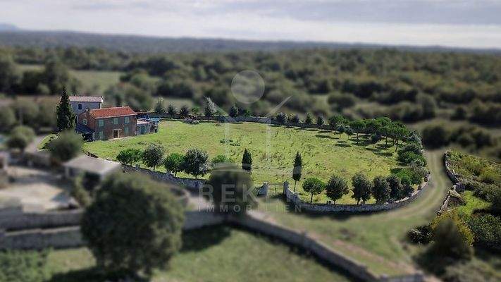 Steinhaus in der Nähe von Kanfanar 