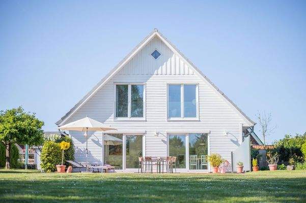 Südseite mit Terrasse