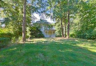 Baugrundstück mit Altbestand