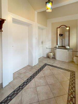 Eingangsbereich (II)