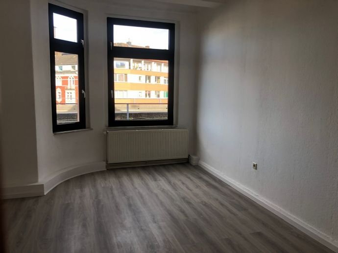 Wohnung gesucht? Diese 2,5-Raum-Wohnung sucht neue Mieter!