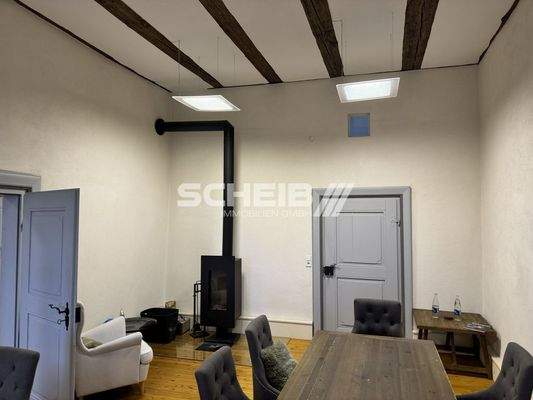 Verbindungstüren zum Besprechungsraum