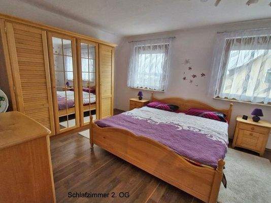 Schlafzimmer 2.OG