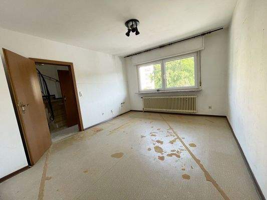 Zimmer / frühere Wohnküche