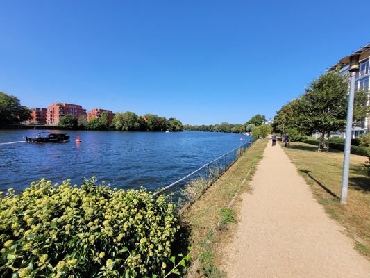 Ufer Promenade