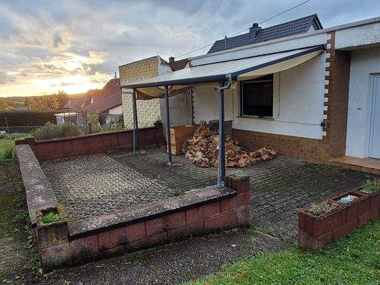 großzügige Terrasse