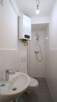 Modernisiertes Duschbad