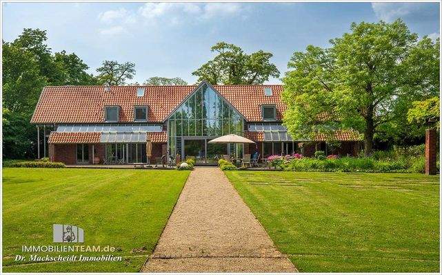 exklusives-wohnen-auf-dem-land-02