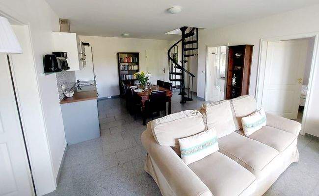 Wohn-, Koch- & Essbereich