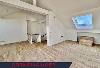 Wohnbereich und Küche im OG