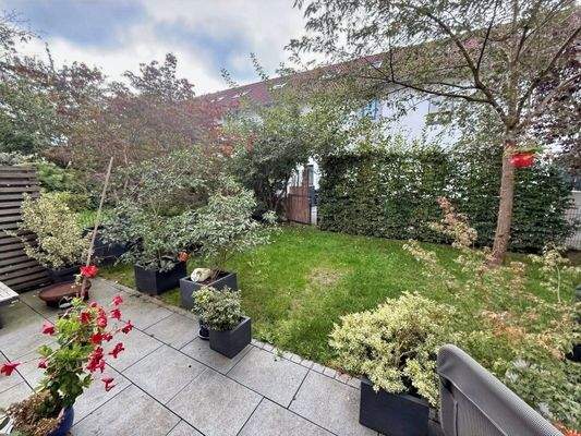 Gartenansicht Sommer