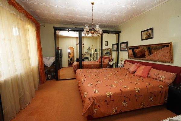 7 - Schlafzimmer.JPG