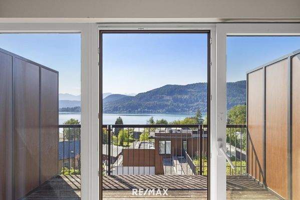 Zugang Terrasse samt Ausblick