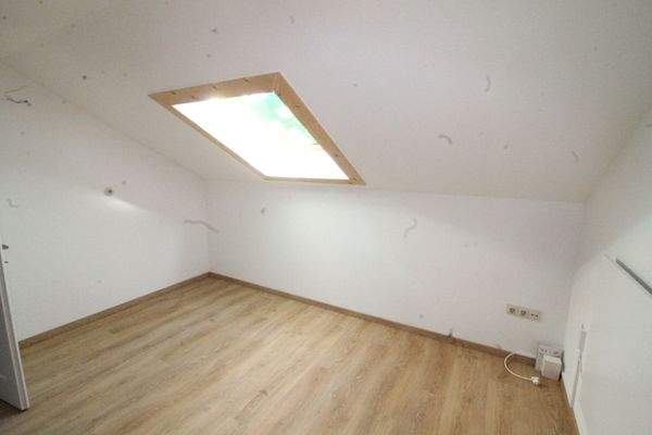 DG Schlafzimmer / Büro