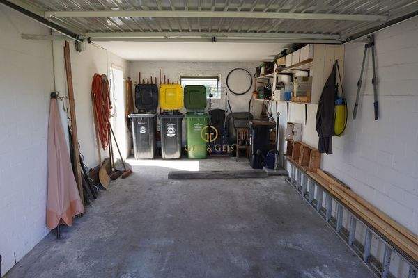 Garage, elektr. Rolltor