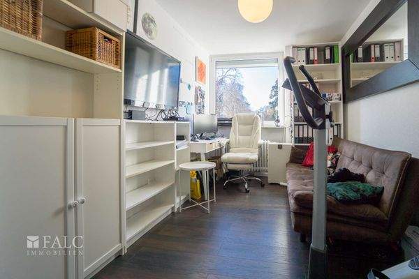 Kinderzimmer 3- Büro