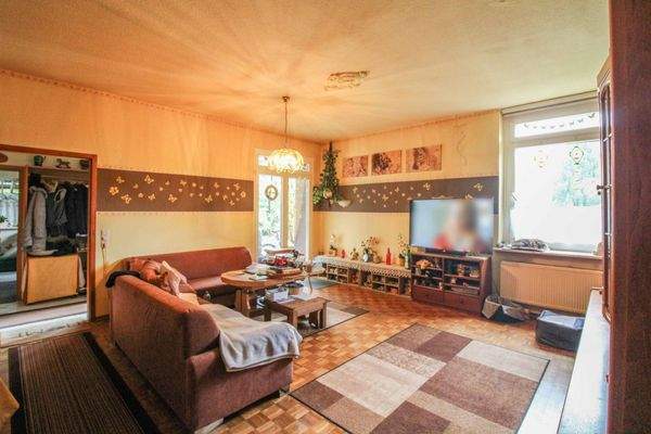 Wohnzimmer EG rechts