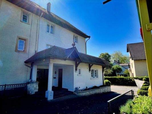 Blick Zufahrt, EIngangsbereich