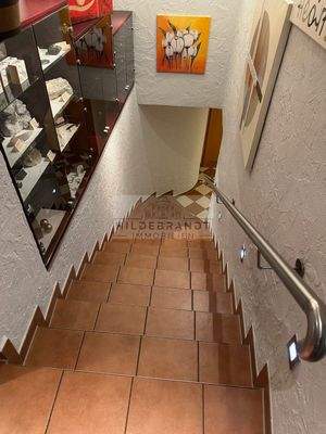 Abgang zu den WC-Anlagen