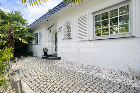 Mönchengladbach / Giesenkirch Häuser, Mönchengladbach / Giesenkirch Haus kaufen