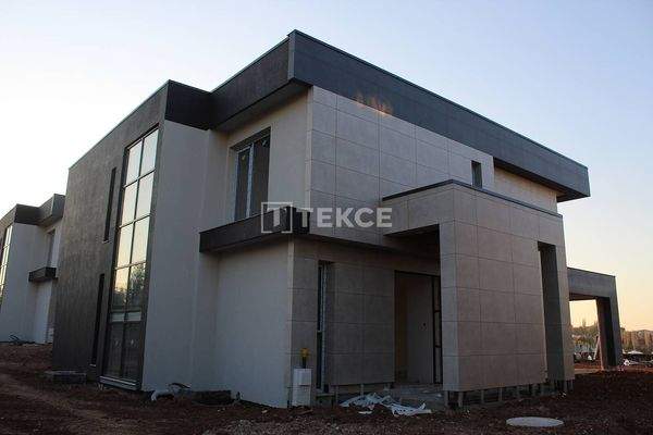 Luxe Villas with Optional Amenities in İncek Ankara