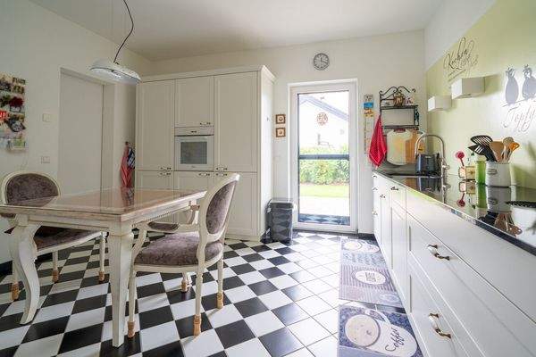 hochwertige Wohnküche