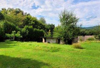 Ansicht mit Altbestand